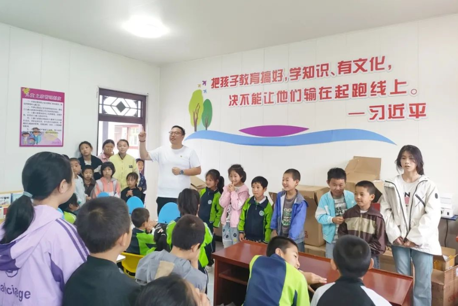 dcd000ace4ca79d05bab023c665afc4